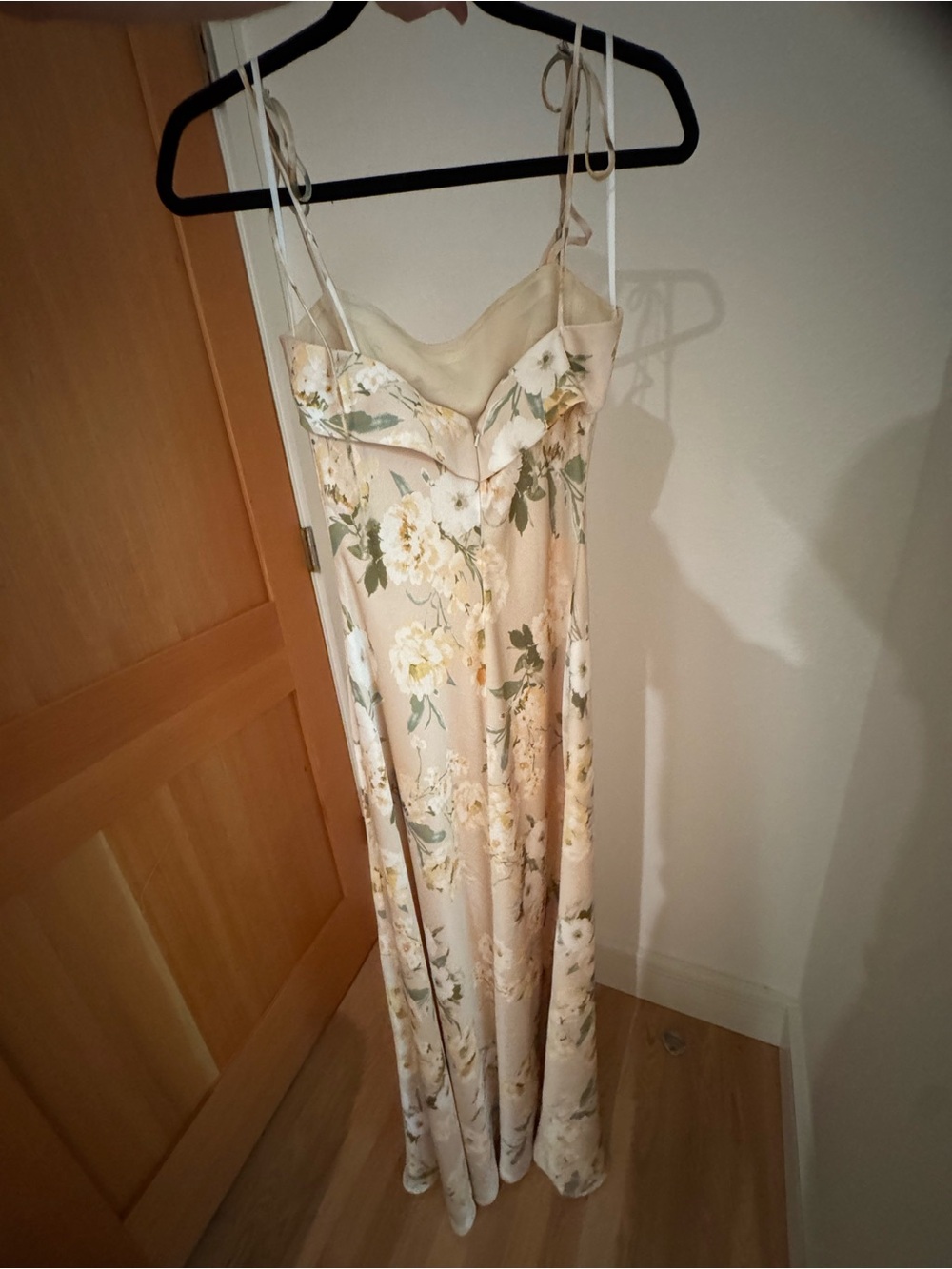 Jenny Yoo Landry dress VERONA FLORAL BUTTERCUP MULT - Picture 4 of 5